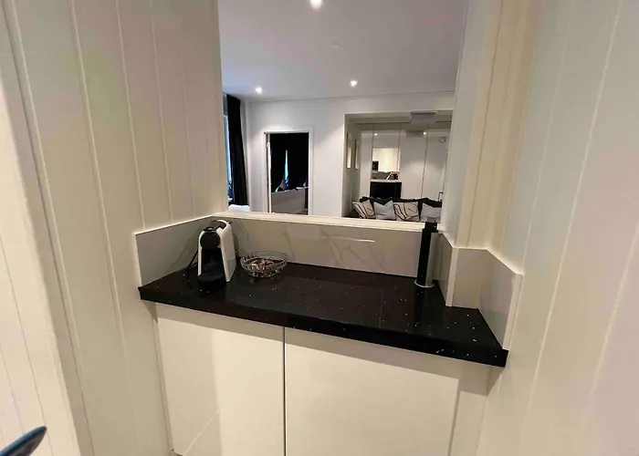 By Torgalmenningen * ברגן