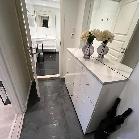 By Torgalmenningen *